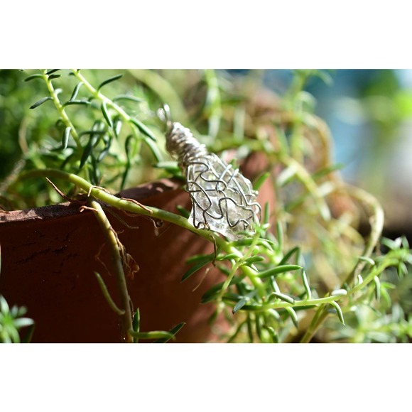 Large Dangle Pendant, Large Raw Diamond, Sterling Silver Wire Wrapped Pe… - Picture 2 of 4